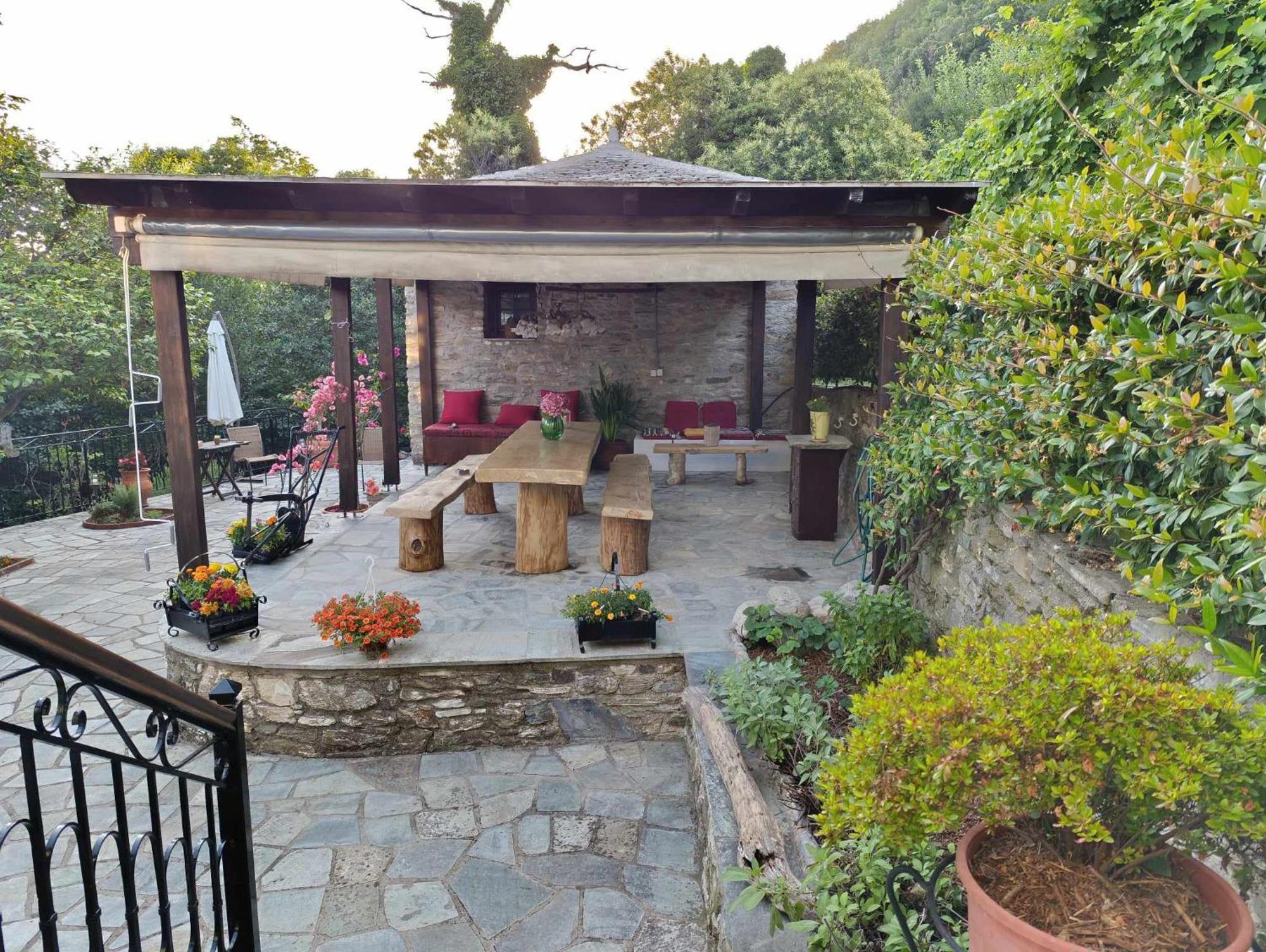 Apartamento Μountain Whispers Mourésion Exterior foto